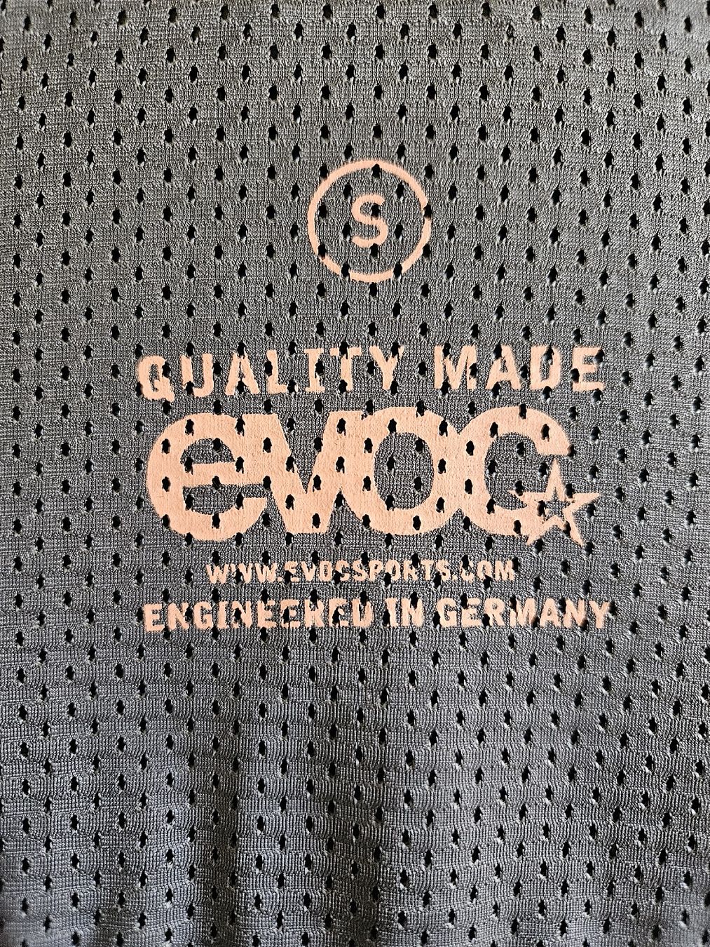 Evoc Protezioni & Imbottiture: Protective vest EVOC Protector Vest Grösse S grau – Usato da Zürich venduto da Sorayakiks 4
