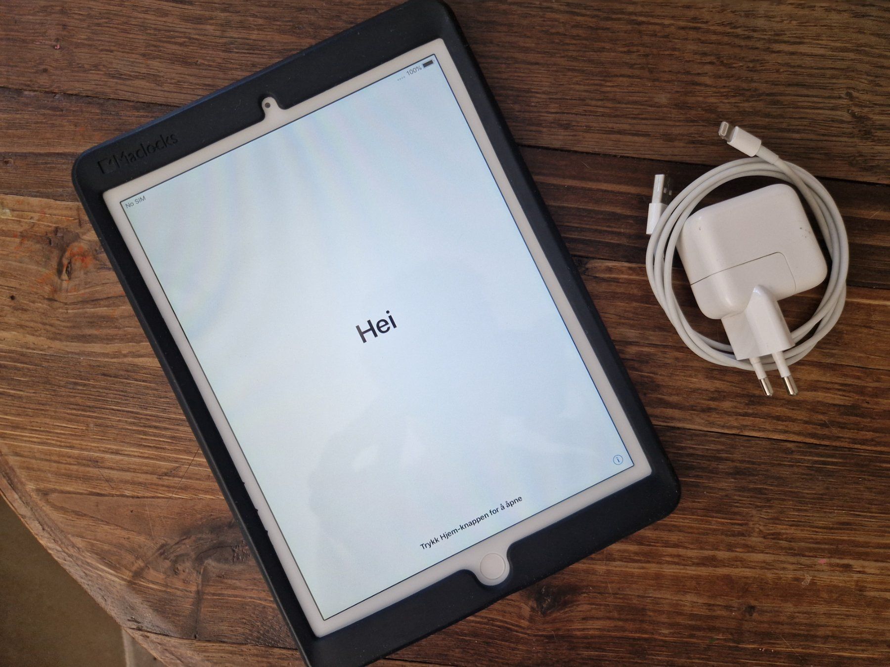 Apple Tablet PC: Ipad Air Gen1 Wifi+Cellular – Gebraucht aus Benken SG von Sherco-01 2