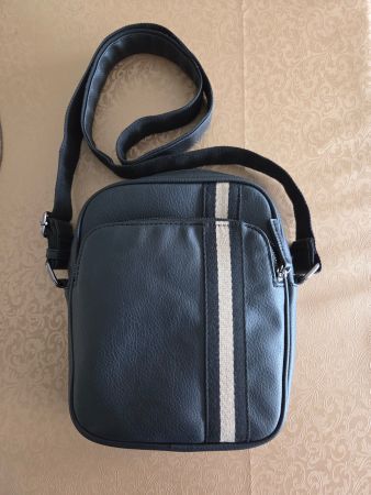 Sacoche bandoulière homme, simili cuir noir-Élégant!