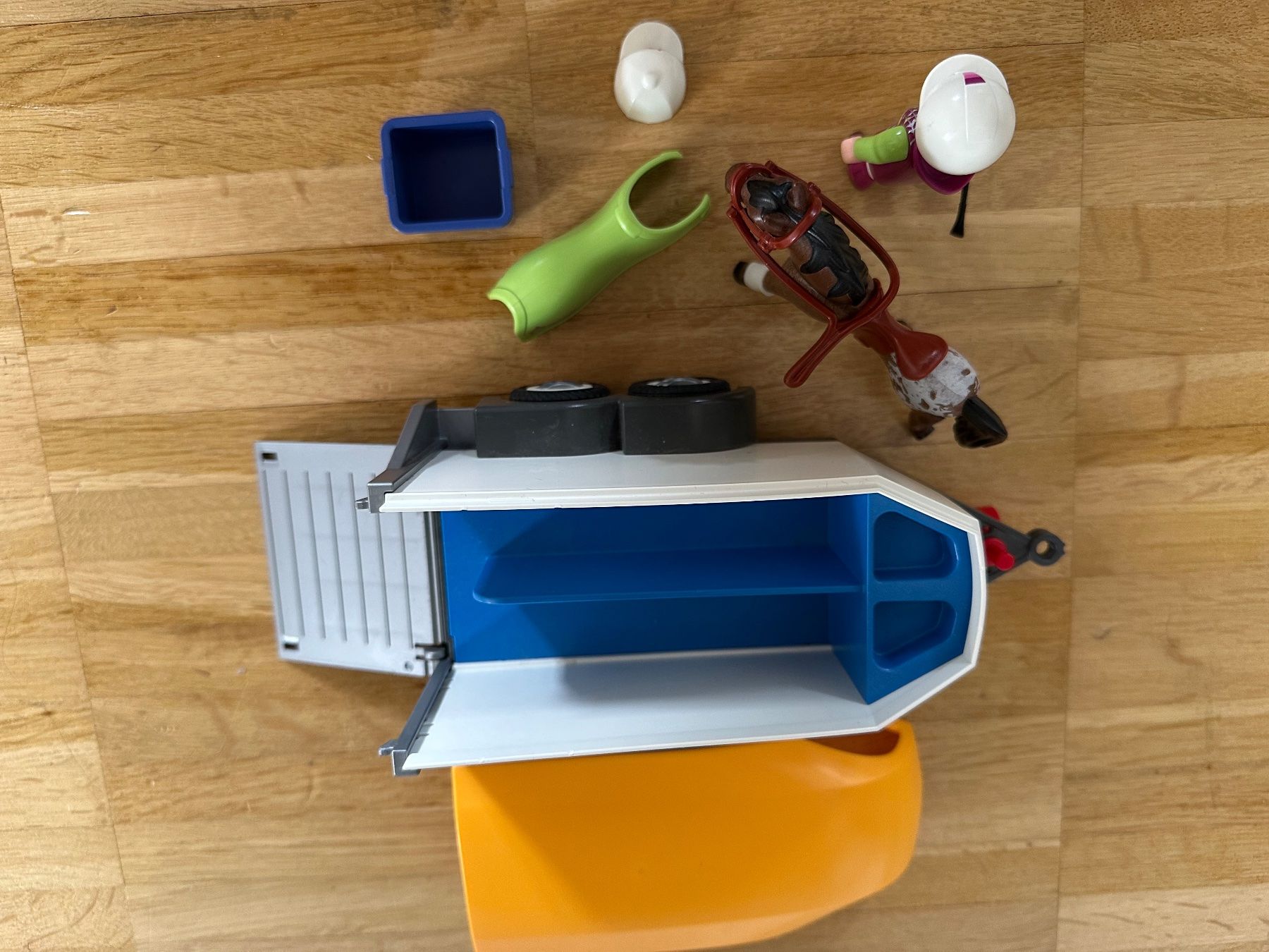 Playmobil Giocattoli: Playmobil Pferdeanhänger – Usato da Arch venduto da tam_ctz2 3