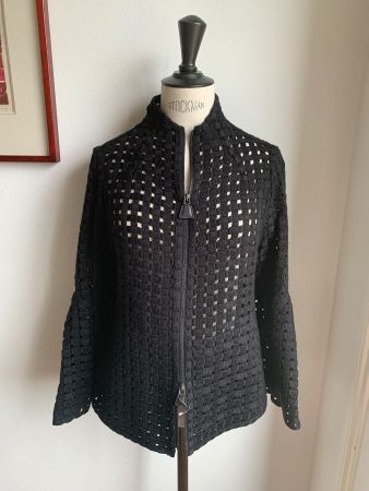AKRIS: Exklusive schwarze Jacke mit Stickerei, 36, NP 2990