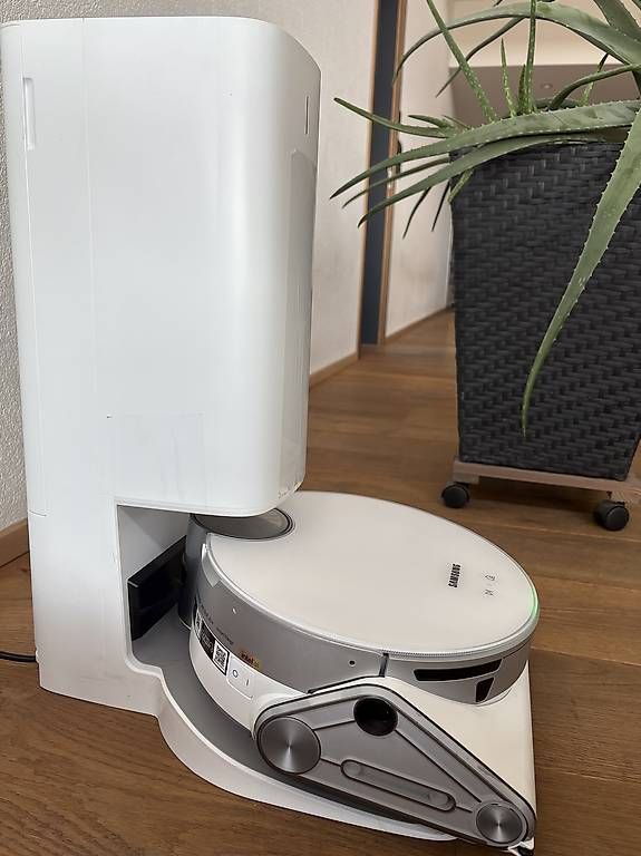 Samsung Aspirapolveri & Accessori: Samsung Jet Bot AI+ Saugroboter neuwertig – Usato da Marbach SG venduto da Samantha-at 2