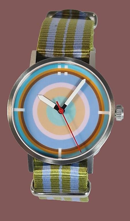 Montres: Buntes ColorCode Unikat 36mm von Concentric – D'occasion à Basel par Subwave