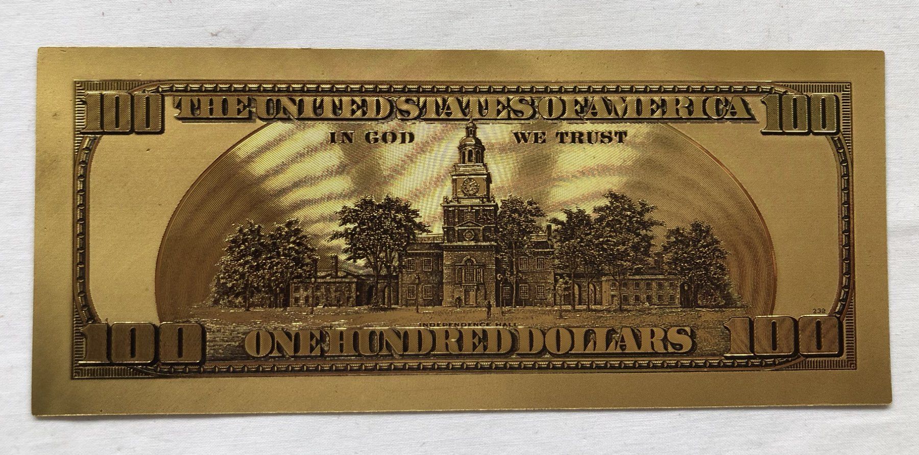 Banknoten: Goldener 100 Dollar Schein - Nachbildung – Gebraucht aus Schaffhausen von durruti 1