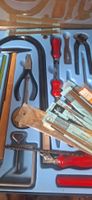 Werkzeugkasten mit Instrumenten und Zubehör gebraucht
