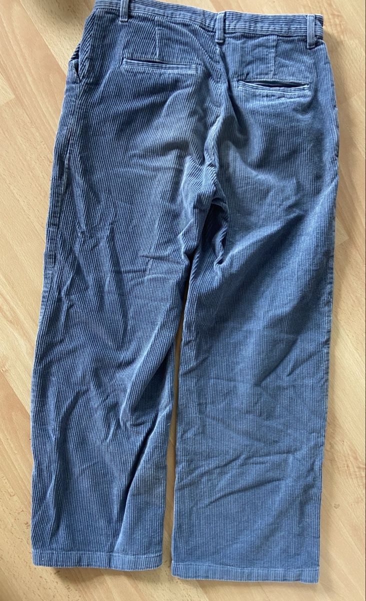 Pantaloni: hellblaue Cordhose, Grösse 38/M – Usato da Bern venduto da sam_vln5 1