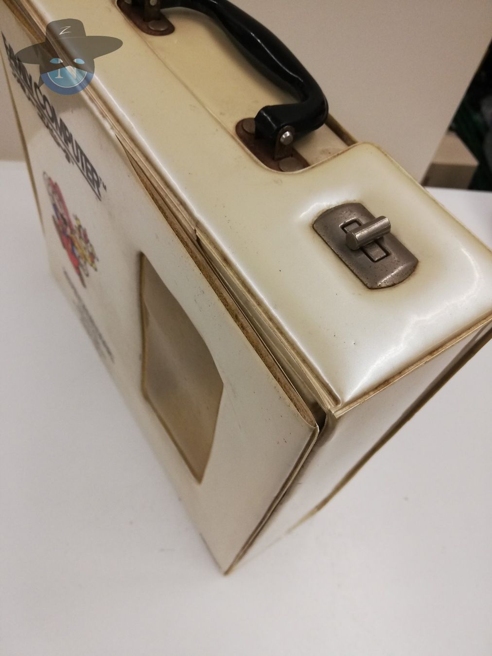 Nintendo Console: Famicom Mario Bros "Koffer" - Storage Box aus Japan – Usato da St. Gallen venduto da zorro_dc 5