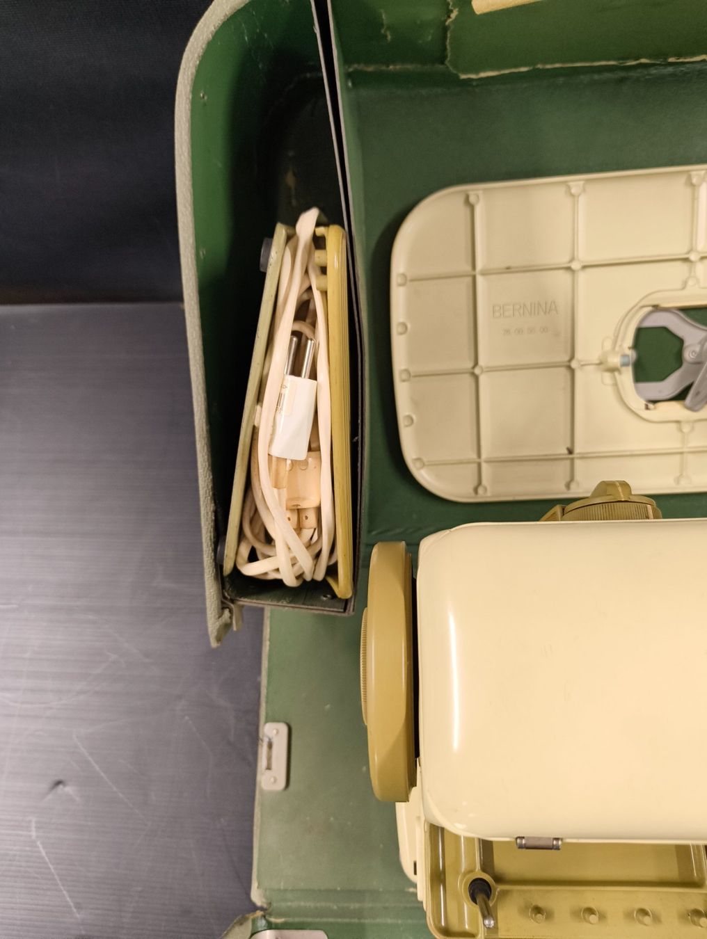 Bernina Macchine da cucire: Bernina 730 – Usato da Basel venduto da bk_brockibasel 3