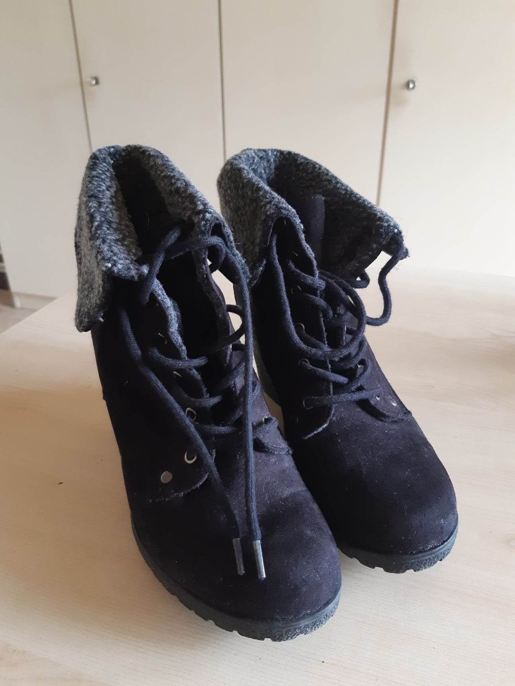 Scarpe da donna: Schwarze Stiefeletten mit Keilabsatz, Grösse 38 – Usato da Möhlin venduto da Simba4871 3