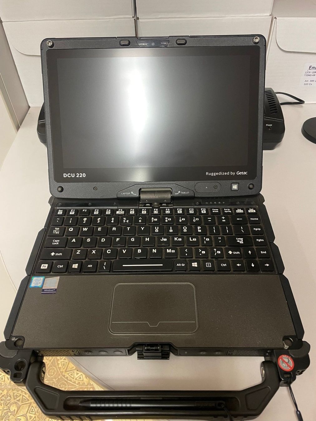 Notebook: Bosch DCU 220 / 0 684 400 232 V110 Getac – Difettoso da Horw venduto da Mogi6048 1