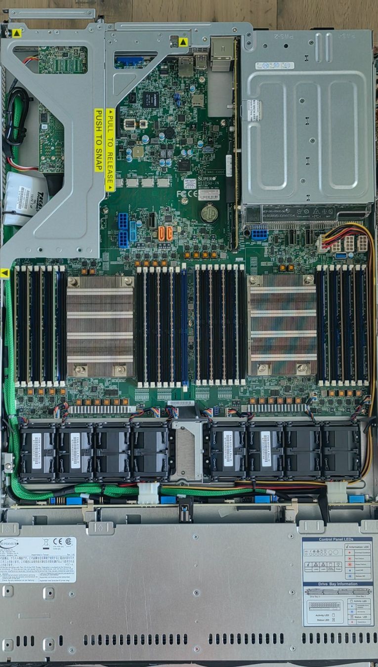 Supermicro 2x AMD EPYC 7601 64 Core / 256 GB RAM / 2TB NVMe (Gebraucht ...