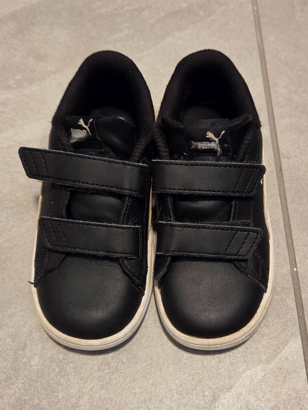 Puma Scarpe per ragazzi: Chaussures Puma enfant, taille 27 – Usato da Villars-sur-Glâne venduto da Daytona20