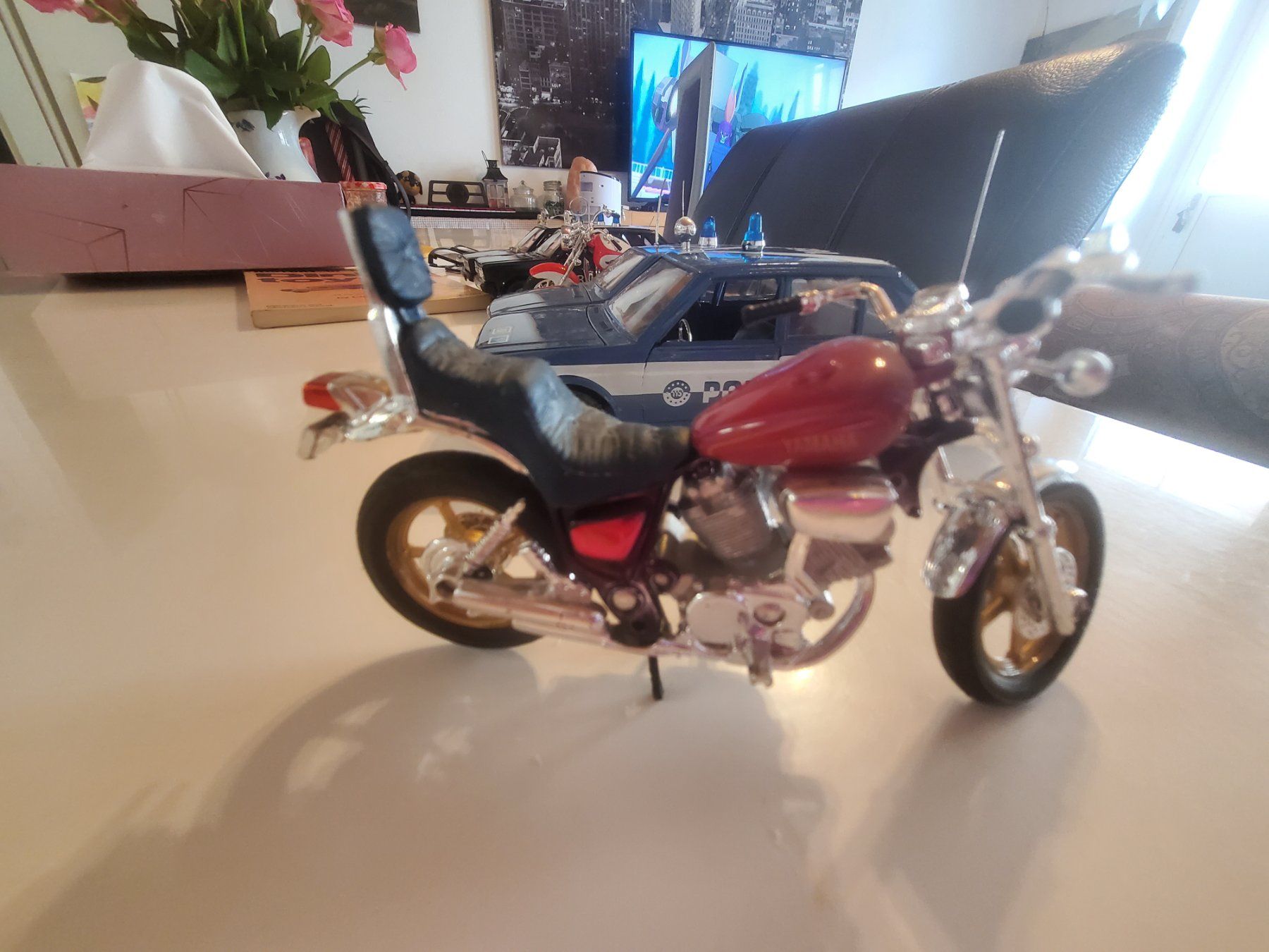 Kit di modellismo & Modellini statici: Yamaha Chopper Modell Motorrad 1:24 – Usato da Balsthal venduto da redcarpet 4