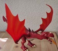 Drache Figur rot Spielzeug guter Zustand