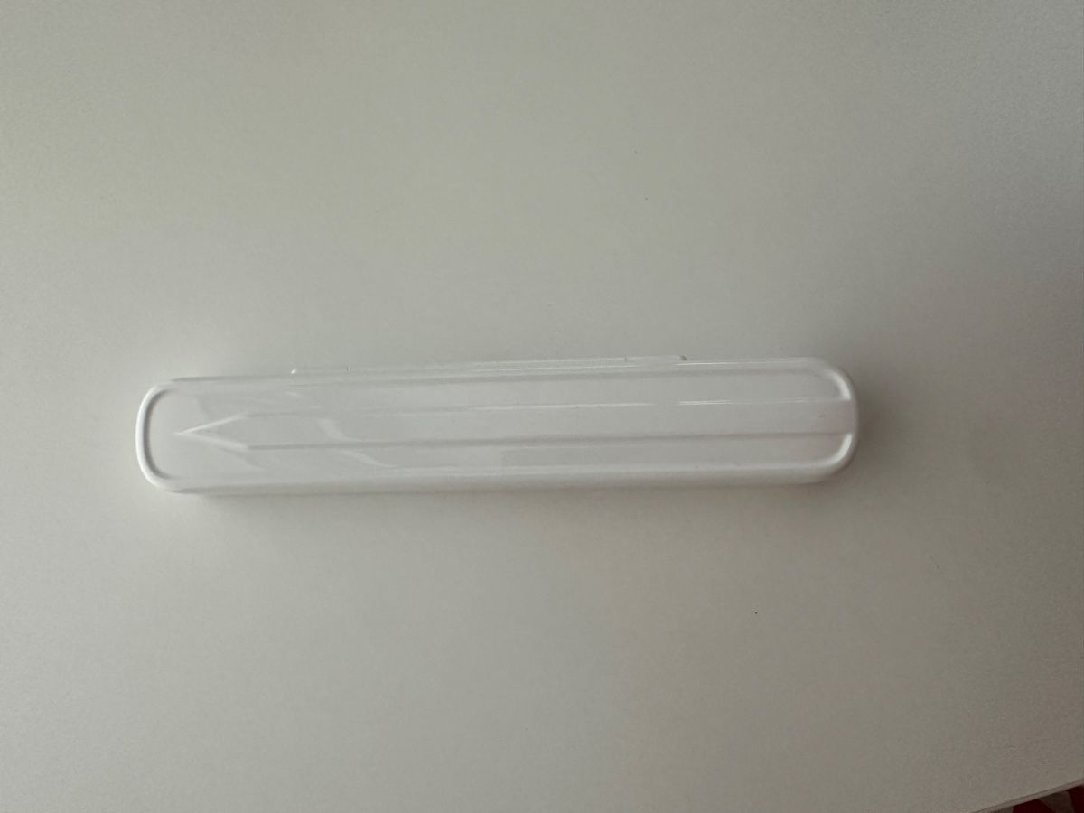 Ladegeräte: Apple Pen Ladestation, Schutzhülle – Neu (gemäss Beschreibung) aus Möriken AG von .Kolibri. 2