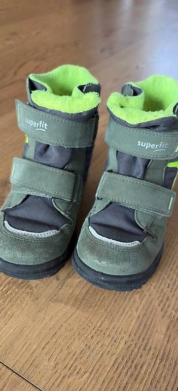 Scarpe per ragazzi: Winterschuh 29 – Usato da Schwarzenburg venduto da SchoggoLoggo