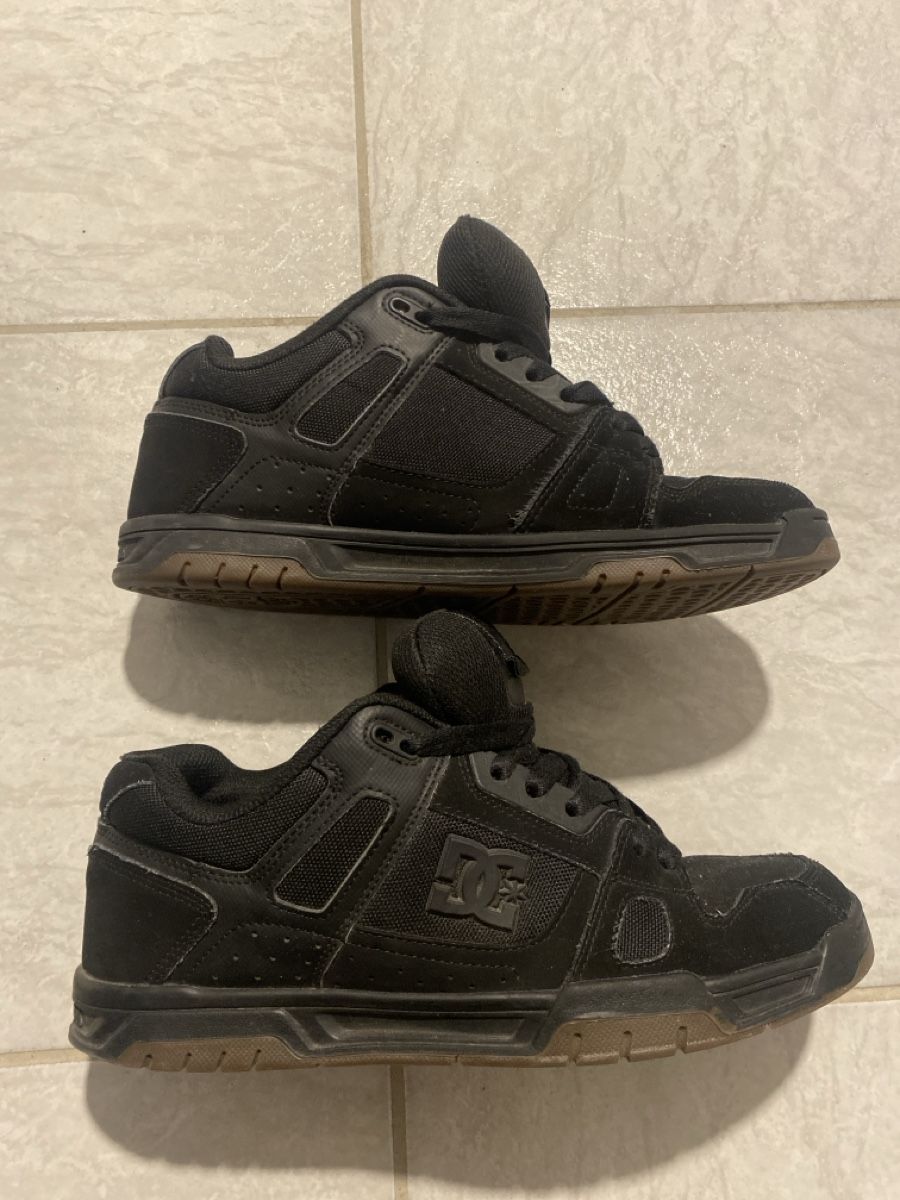 Chaussures hommes: Schuhe DC Gr 43 – D'occasion à Wangen b. Olten par janfon 2