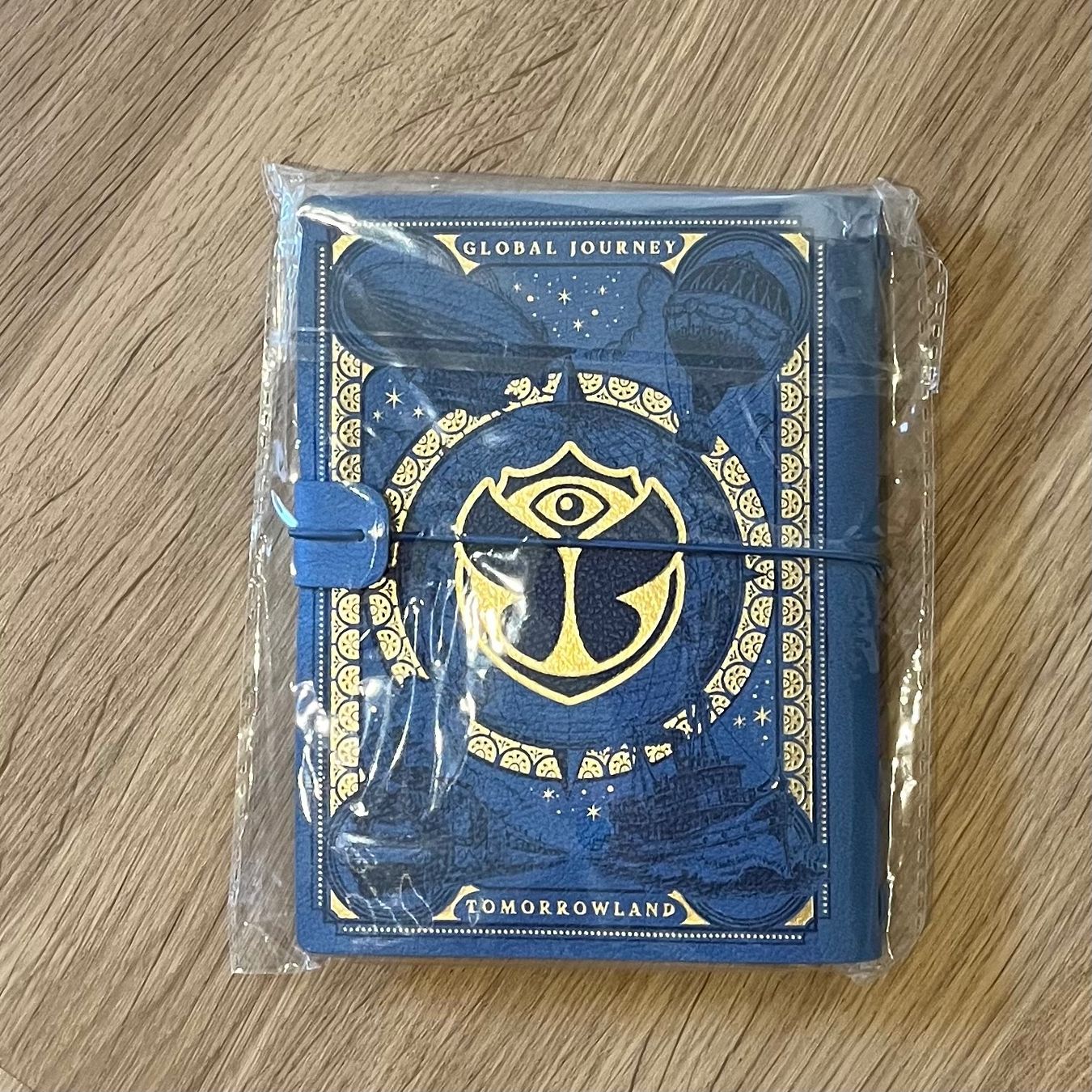 Blocs de correspondance: Notebook, Tomorrowland Consciencia – Neuf avec emballage d'origine à Zürich par art_b5qd