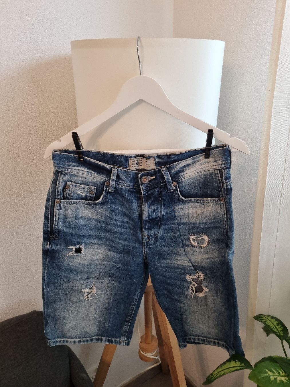 Zara Pantaloni: Zara Man Denim Shorts – Nuovo (secondo la descrizione) da Aigle venduto da Smagbrelle18