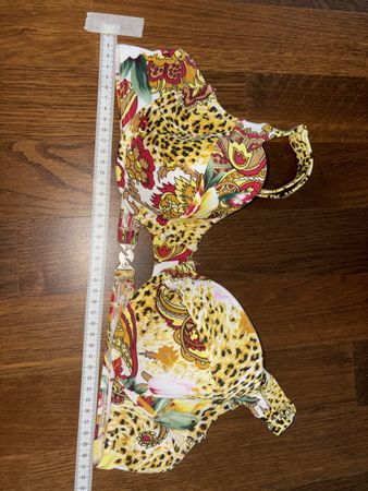 Bikini Oberteil gemustert Grösse 44