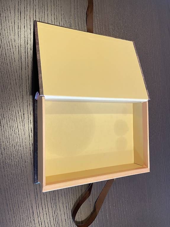 Libri: Buchattrappe – Usato da Tobel venduto da rob_95 1