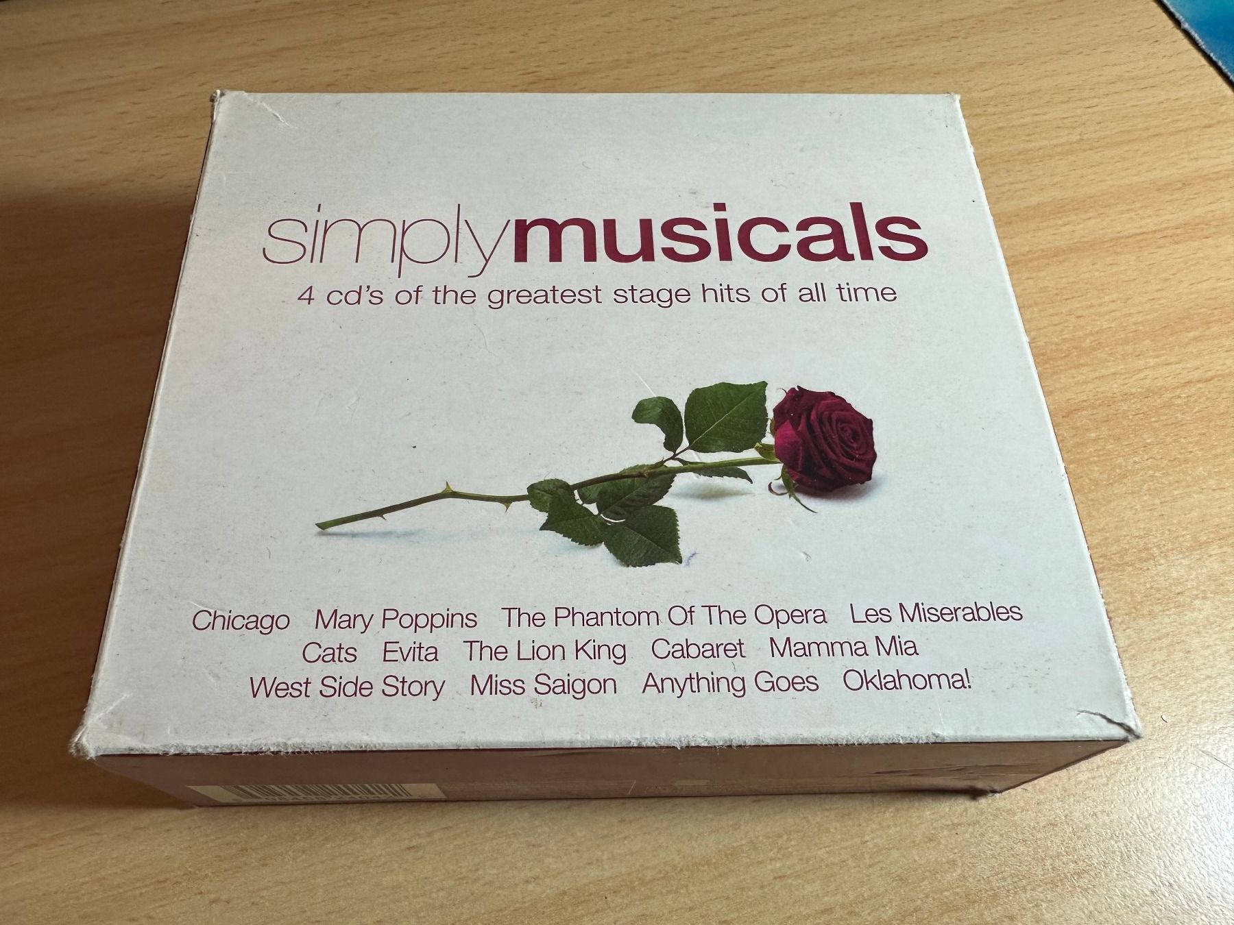 CD: Various – Simply Musicals - 4 CD – Usato da Rikon im Tösstal venduto da Alpenmutz