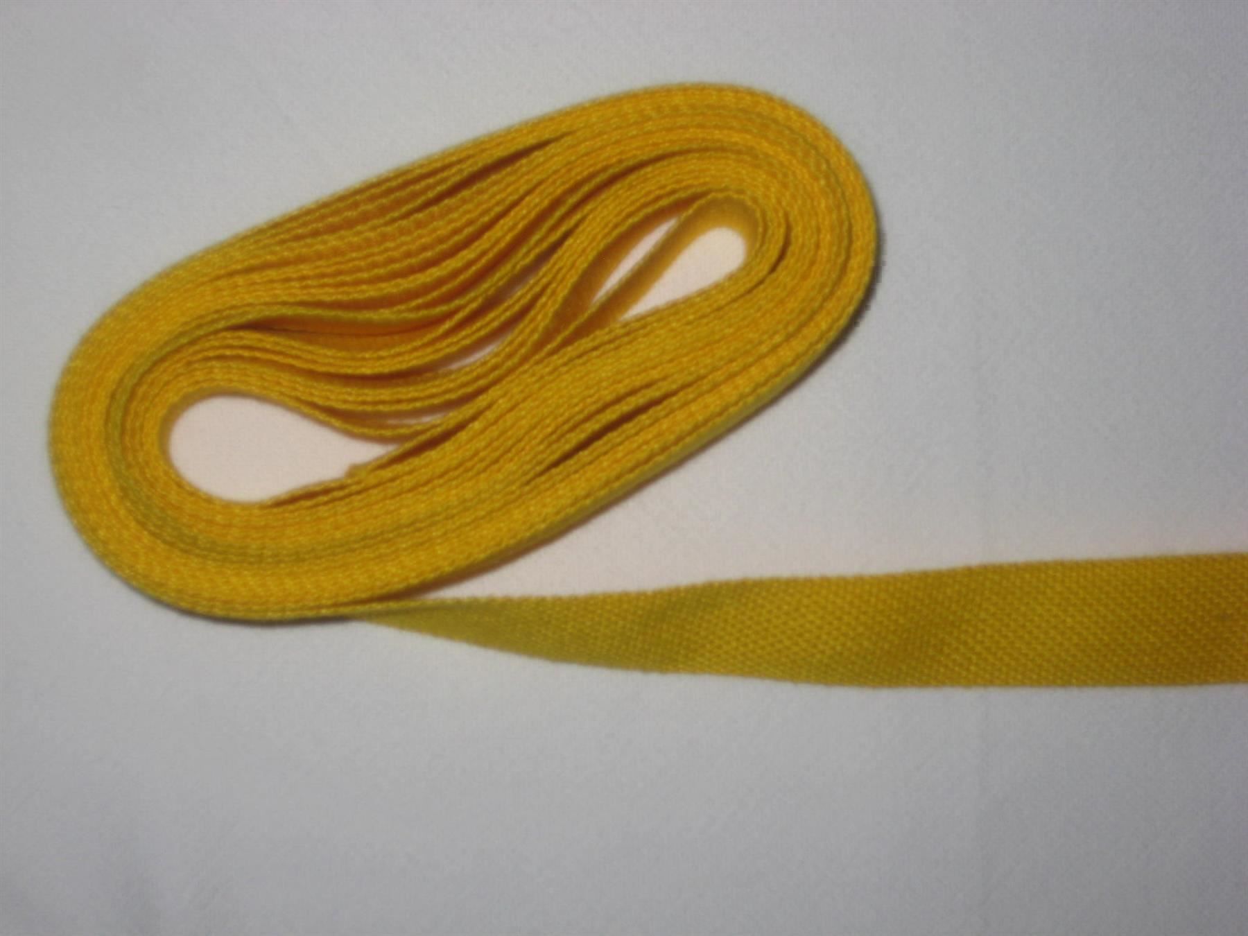 Nastri decorativi: Baumwoll/Stickband Sonnengelb 18mm breit – Nuovo e nell'imballaggio originale da Füllinsdorf venduto da Schlupp