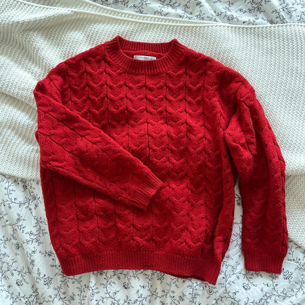 Mango Pulls & Sweat-shirts: Mango Strickpullover rot Grösse XS – D'occasion à Bern par Apfel2002