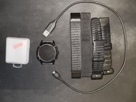 Montre GPS Garmin Fenix 6 pro avec 4 bracelets et chargeur