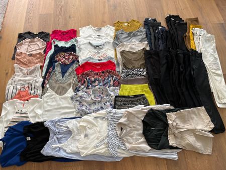 Grosses Kleiderpaket Damen Gr. S/34/36