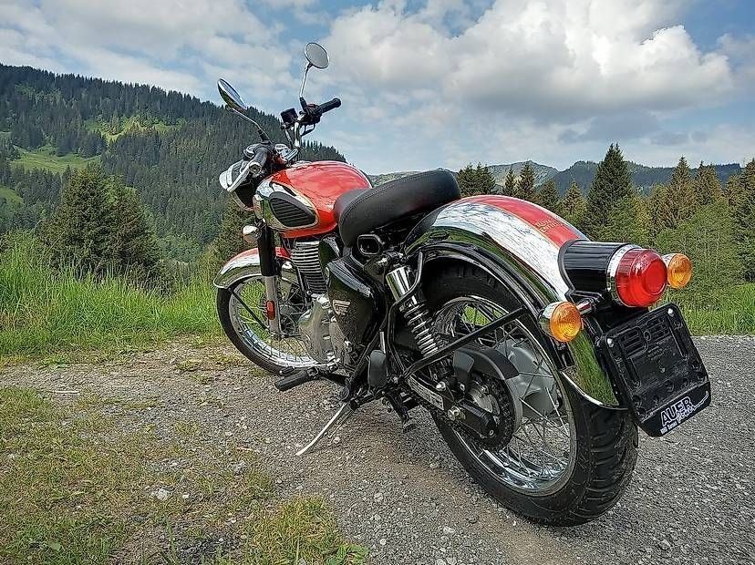 Giocattoli: Royal Enfield Classic 350 rot – Usato da Zizers venduto da watchcomp. 3