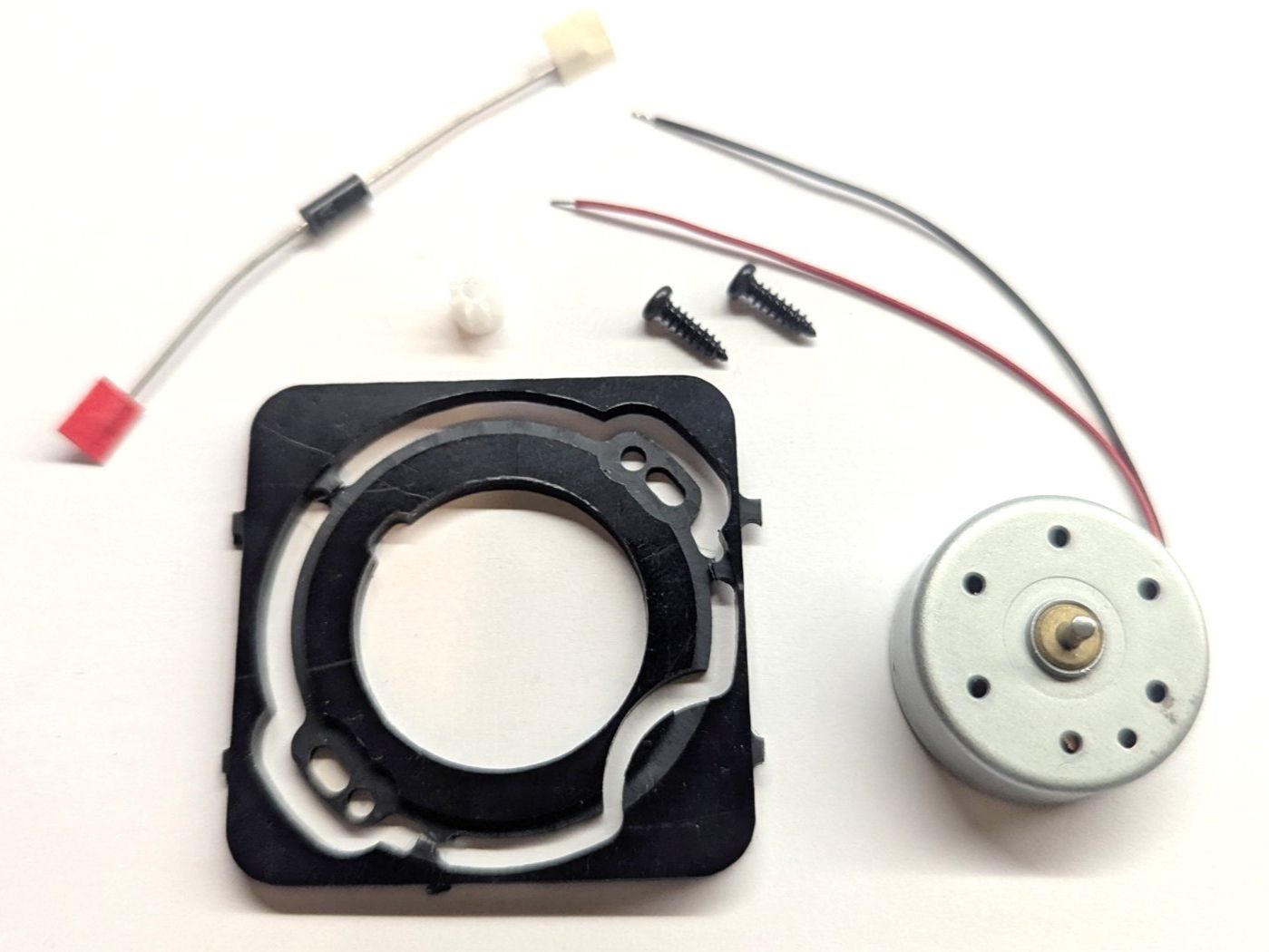 Lima Modellini di ferrovie: Motorisation Lima HO : Kit de remplacement moteur CC – Nuovo (secondo la descrizione) da Neuchâtel venduto da tagtag02 1