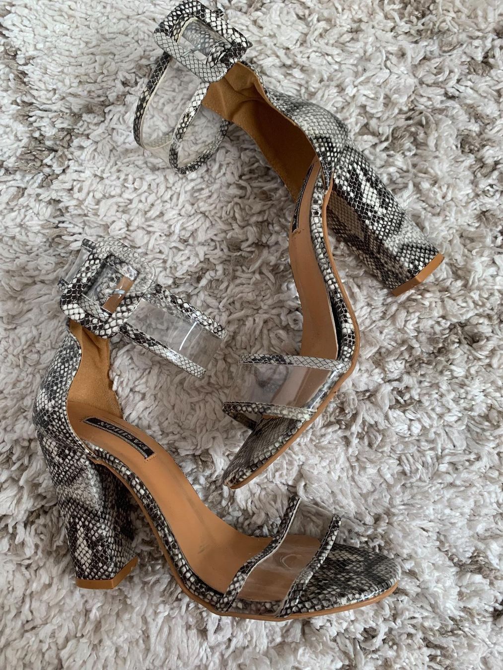 Damenschuhe: Talons motif serpent taille 39 – Gebraucht aus Montreux von iza_peche8 1