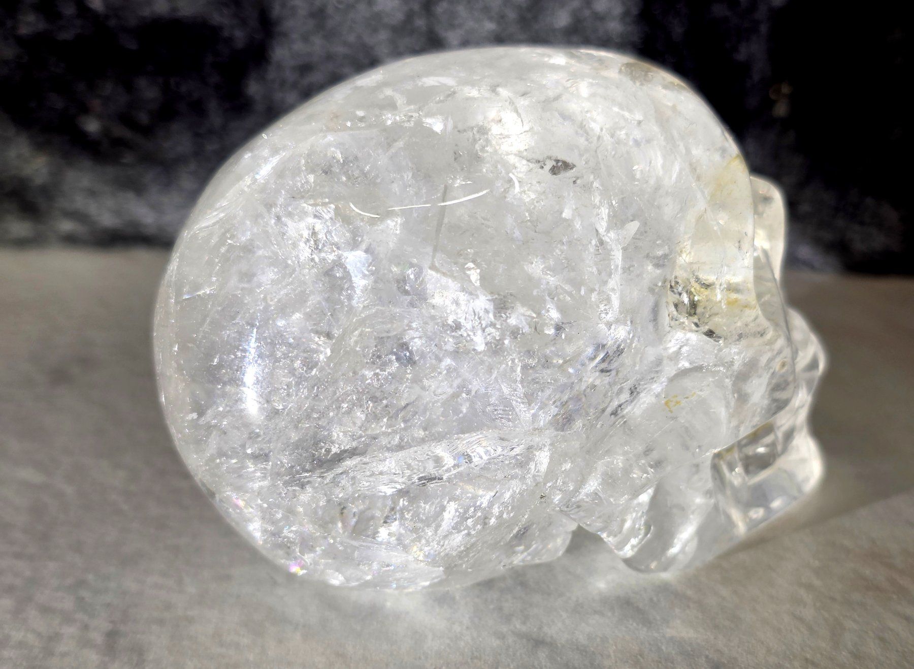 Minerali & Pietre curative: Klarer Bergkristall Schädel 355g – Nuovo e nell'imballaggio originale da Matzingen venduto da Shay_Crystalz 1