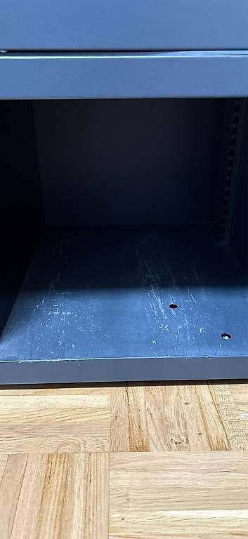 Armadi: Bisley Schliessfach-Büroschrank – Usato da Solothurn venduto da Jacky_Habi 2