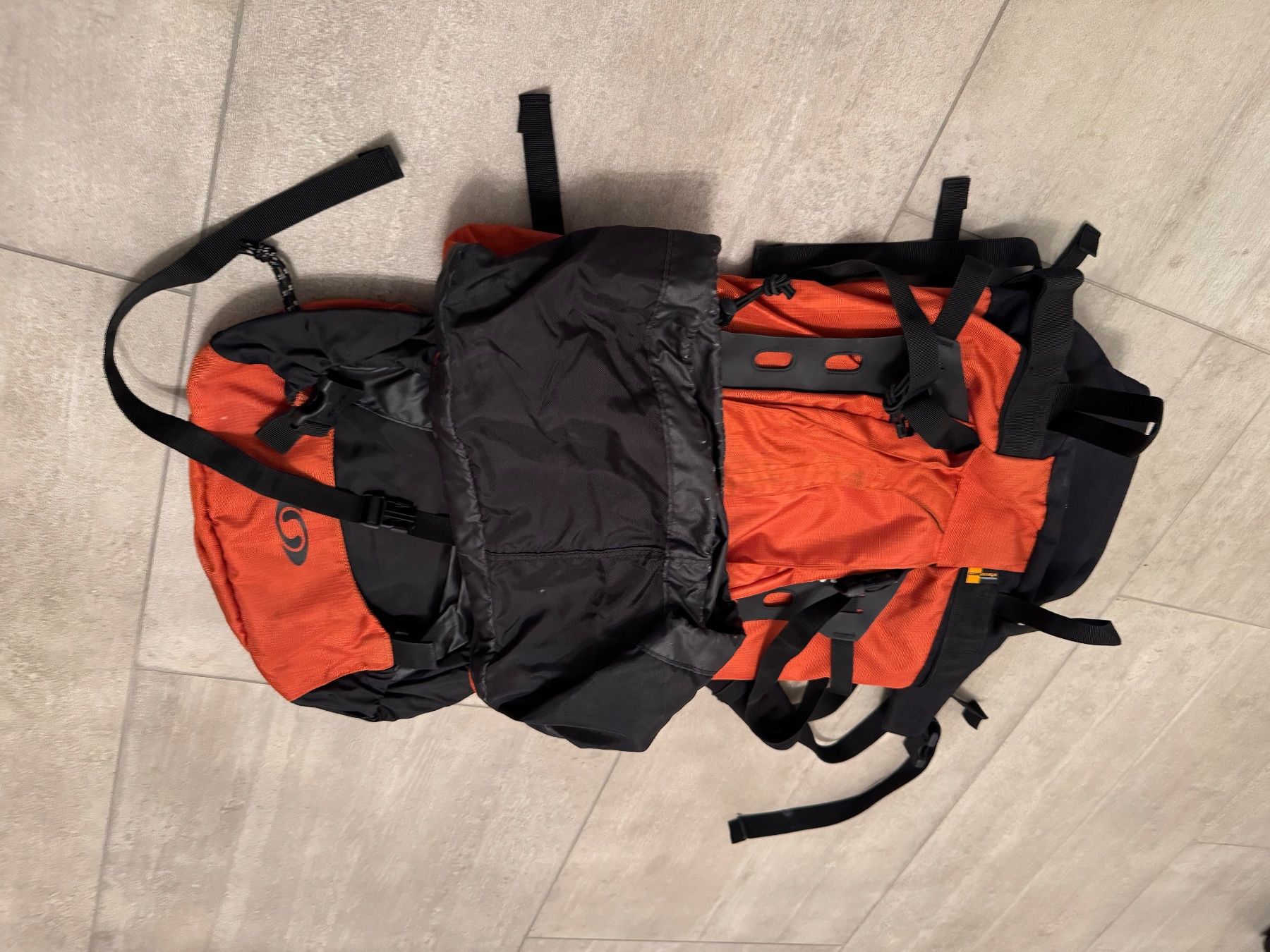 Salomon Sacs à dos: Salomon - Sac à dos – D'occasion à Zürich par lcg_898x 1