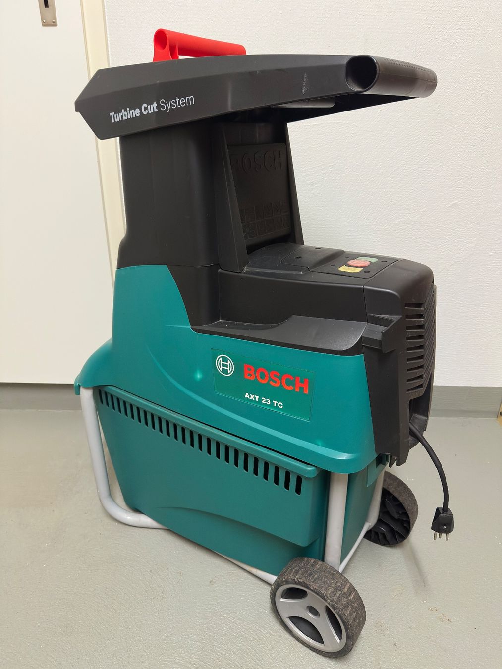 Bosch Häcksler: Bosch AXT 23 TC Häcksler – Gebraucht aus Hittnau von ShiTRabBbit 2
