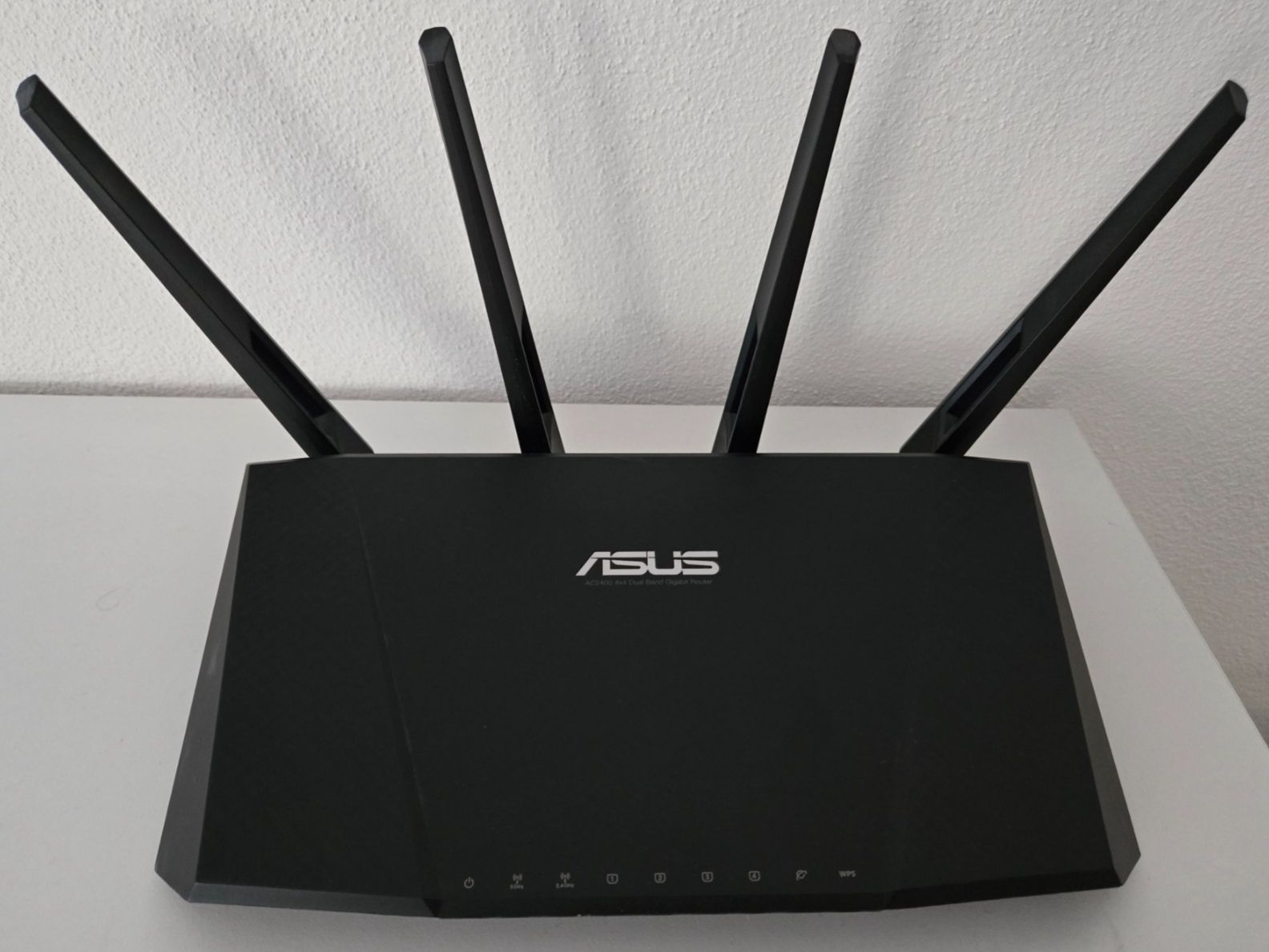 Asus Modem & Router: ASUS Rt-Ac87u WiFi Router – Usato da Baden venduto da apollo126