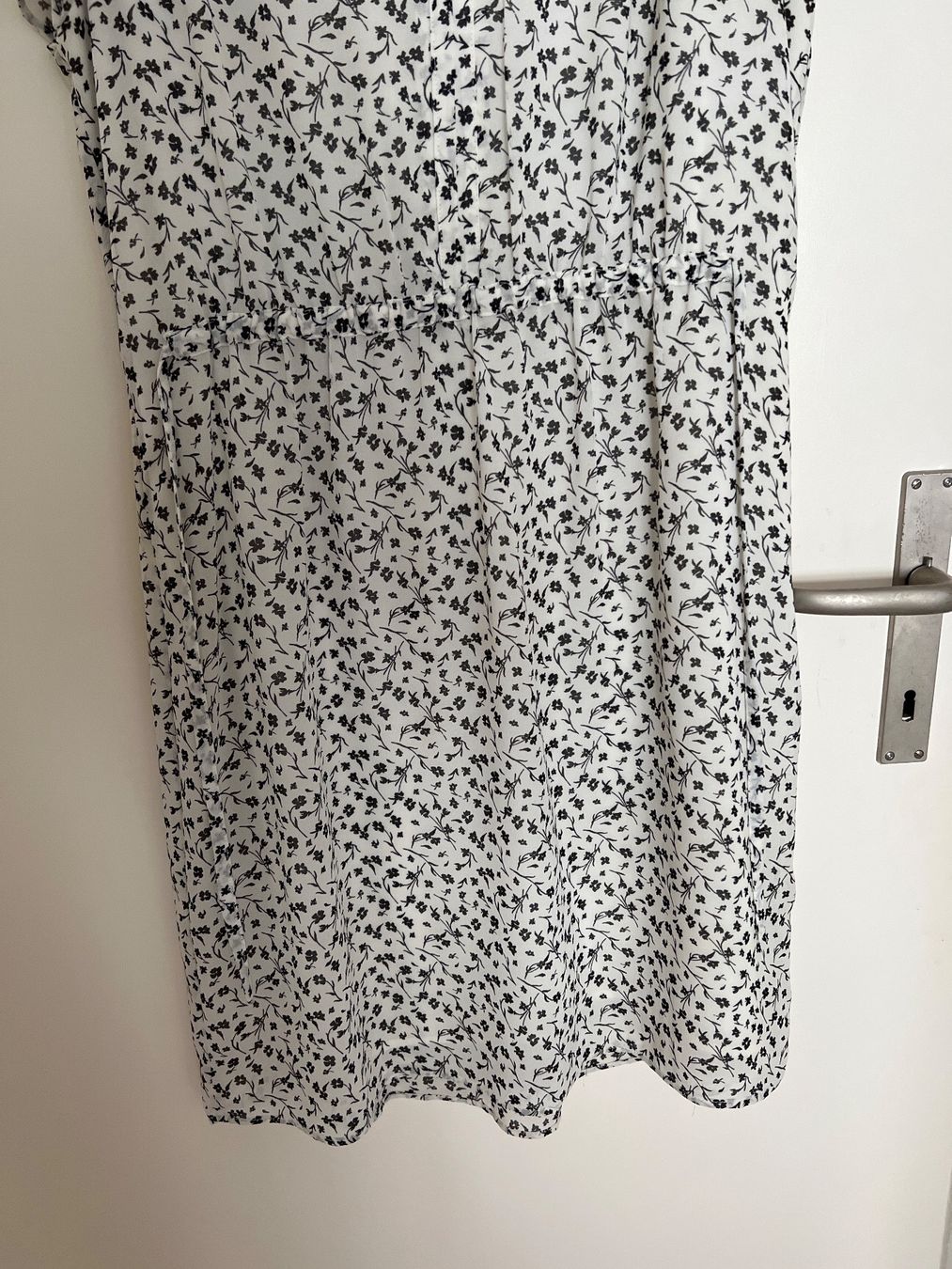 H&M Vestiti: Kleid H&M EUR 40 – Usato da Horgen venduto da linuxrp 2