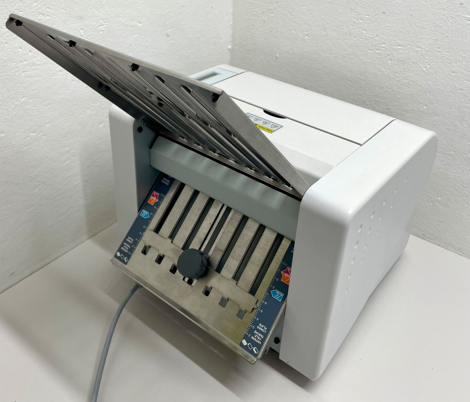 Alle Maschinen: ideal 8305 Papierfalz Maschine – Gebraucht aus Niederdorf von LeptonAG 2