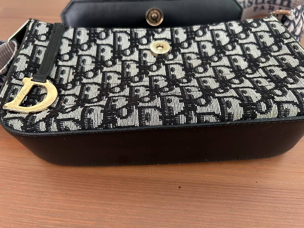 Dior Borse da donna: DIOR Canvas Umhängetasche – Usato da Einsiedeln venduto da Steine1 3