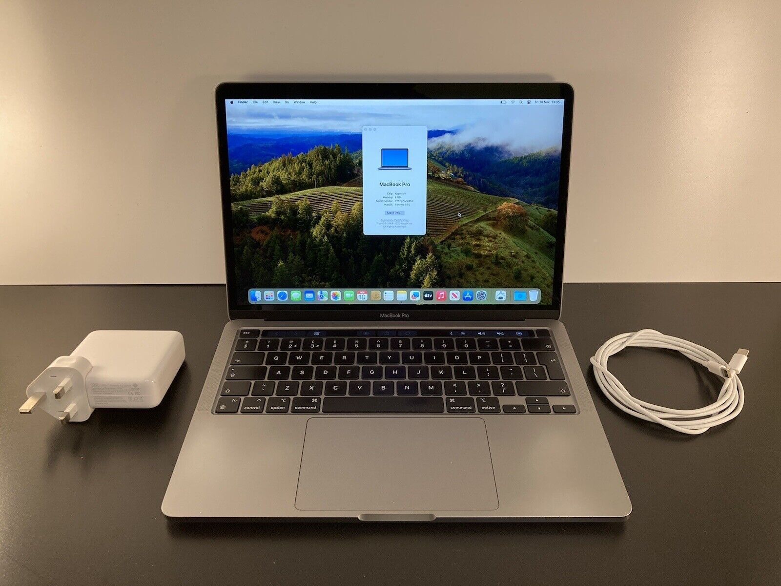 Apple Notebooks: MacBook Pro M1 2020 – Gebraucht aus Lausanne von
