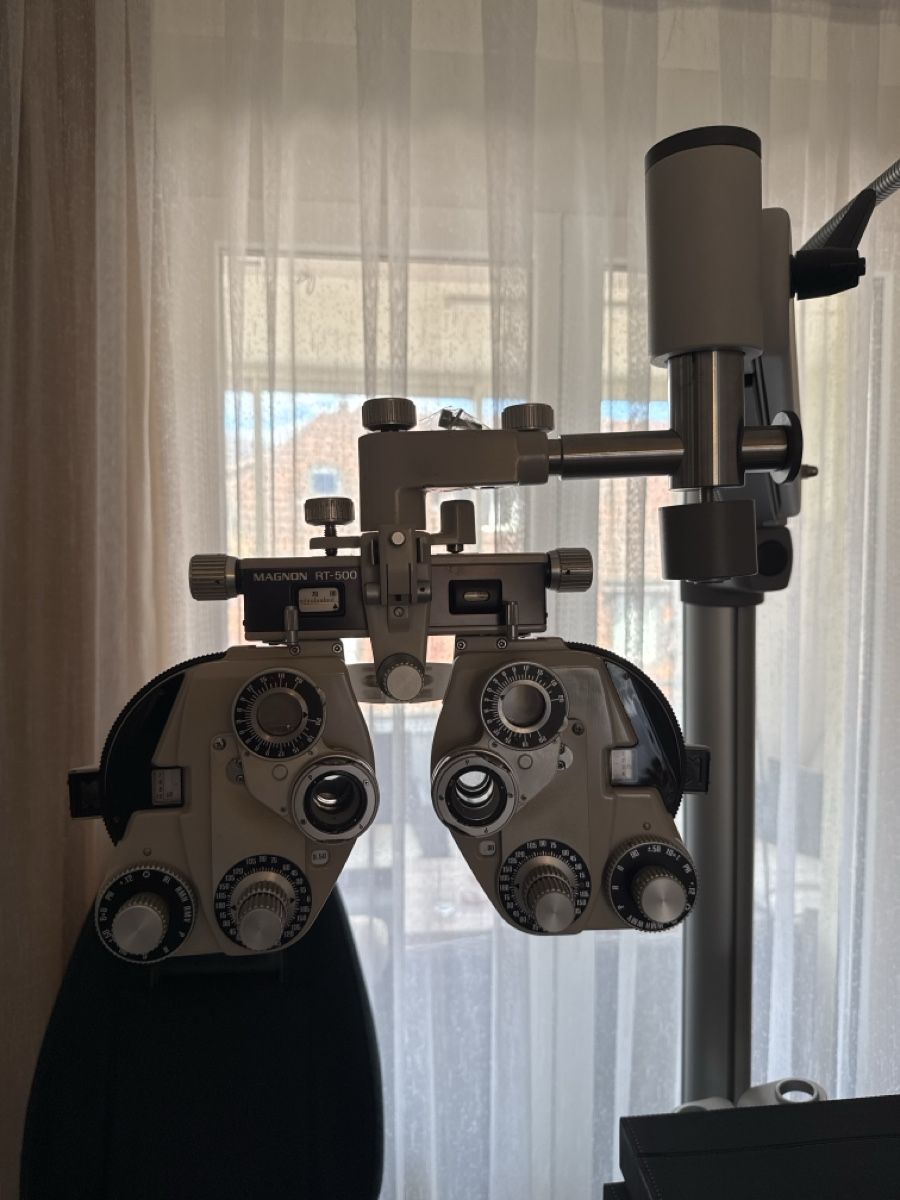 Messen: Gebrauchter Refraktor / Phoropter Magnon RT-500 Top! (53) – Gebraucht aus Olten von buj_kym9 4