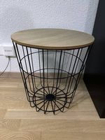 Table d'appoint / Corbeille