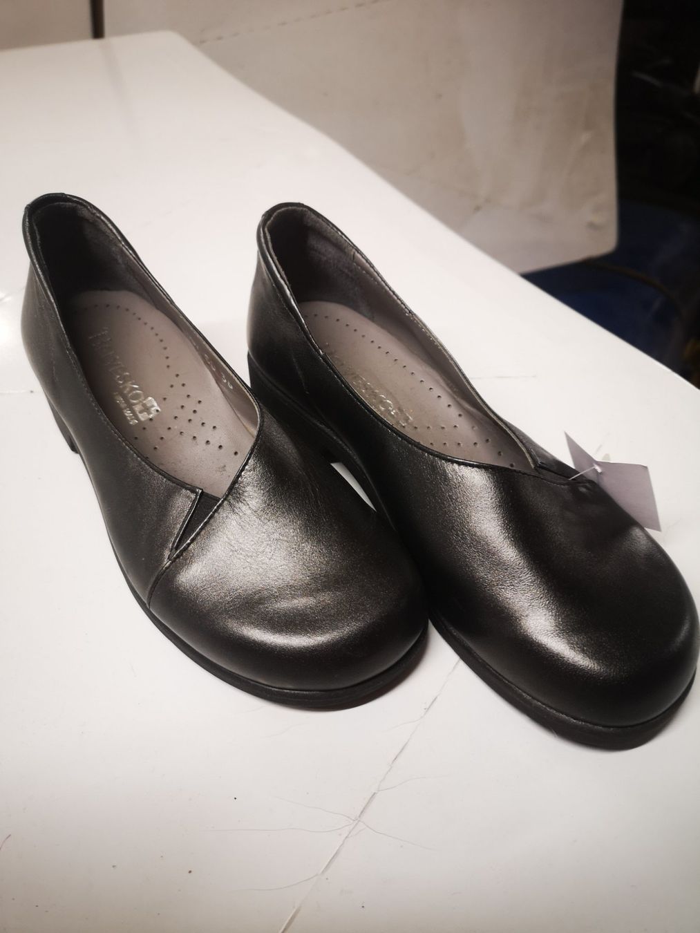 Helvesko Damenschuhe: Helvesko – Neu und originalverpackt aus Möhlin von Highwaytom