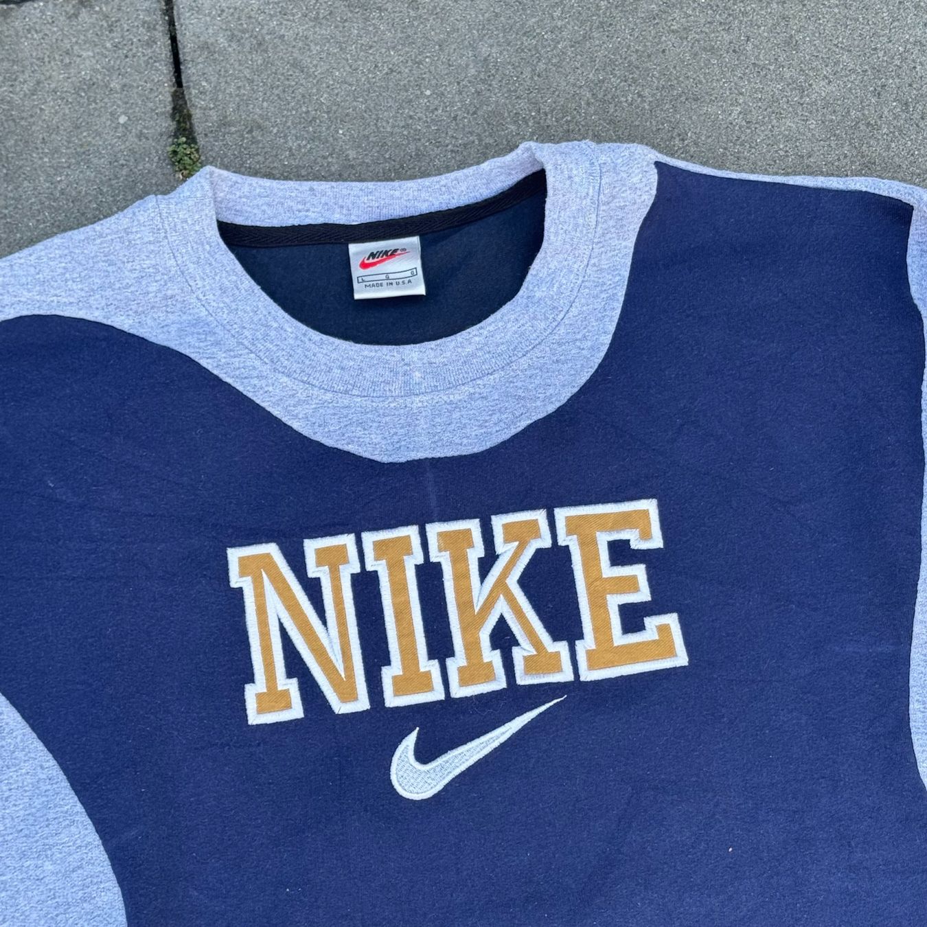 Maglioni & Felpe: Reworked vintage Nike sweatshirt pull pullover streetwear – Usato da St. Gallen venduto da sourced_limited 1