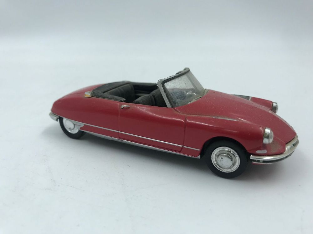 Modèle Réduit Citroën DS 19 Cabriolet 1961 Solido 1/43 - Occasion Très Bon état