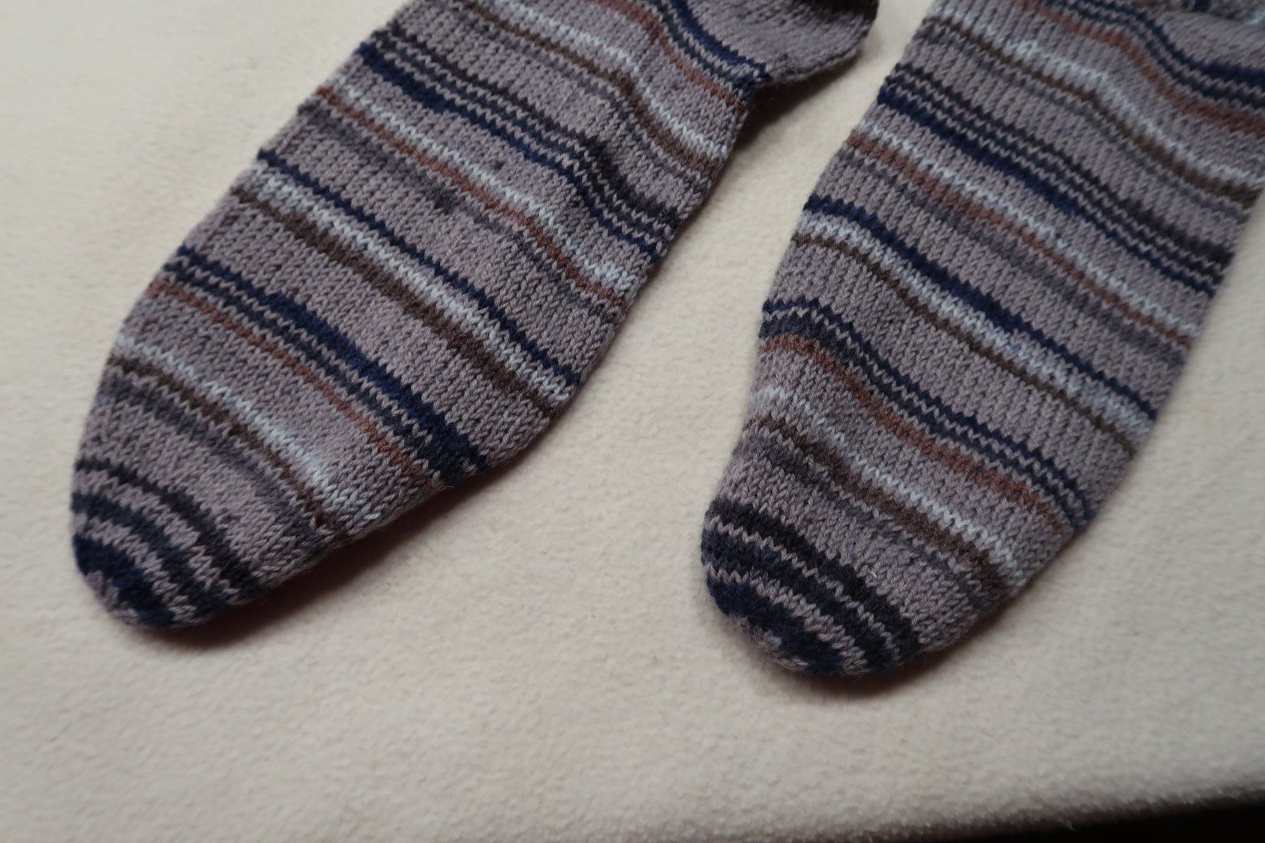 Calze: Handgestrickte Wollsocken  Gr.43   (412) – Nuovo e nell'imballaggio originale da neuenhof venduto da Caterchen 2