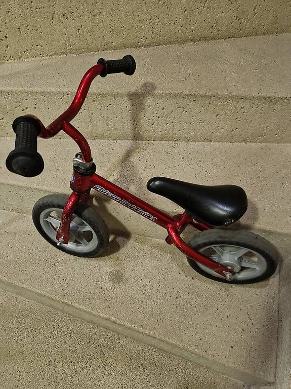 Velos: vélo sans pédales – Gebraucht aus Vevey von jemaro