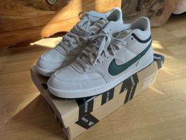 Nike SB Challenge Court